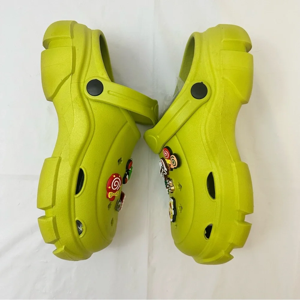 One of a‎ Kind Fashion Bright Green Christmas Platform Clogs (similar to Crocks)